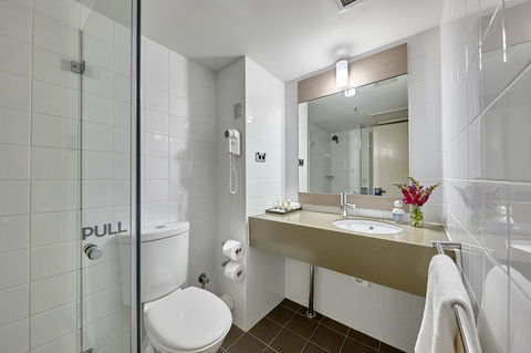 Ibis Perth - Inverell Accommodation 16