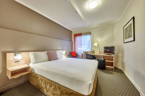 Ibis Perth - Inverell Accommodation 11