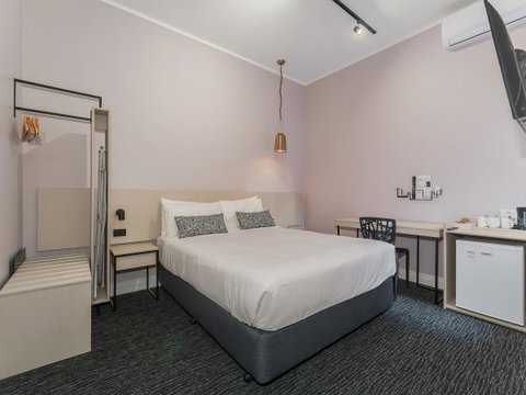 Nightcap At Belgian Beer Cafe - Inverell Accommodation 35
