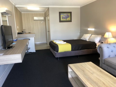 Dog Rock Motel - Inverell Accommodation 24