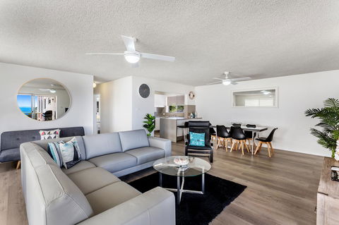 Laman Lodge, Unit 2, 15 Laman Street - Inverell Accommodation 3
