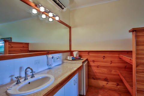 Kimberley Hotel - Inverell Accommodation 8
