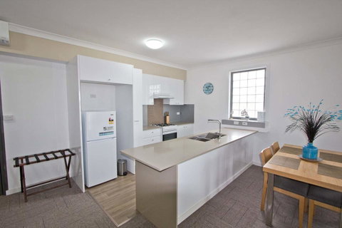 Morisset Serviced Apartments - Inverell Accommodation 33