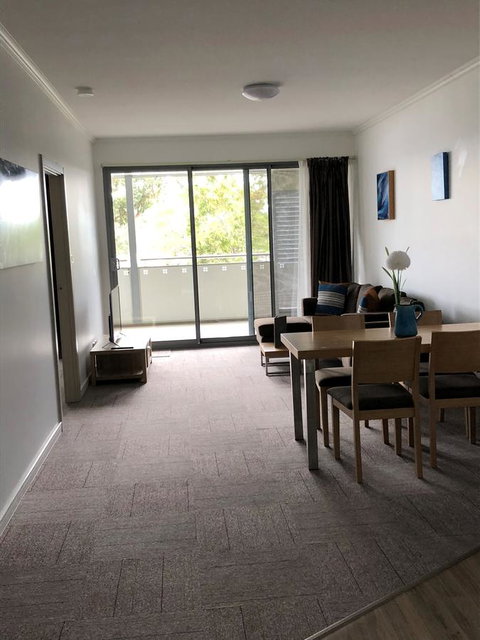 Morisset Serviced Apartments - Inverell Accommodation 24