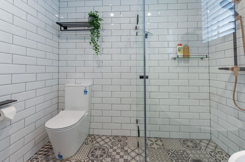 Heritage Townhouse Near Harbour Bridge - Inverell Accommodation 31