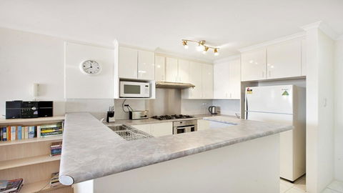 Darling Harbor Apartment - Inverell Accommodation 2