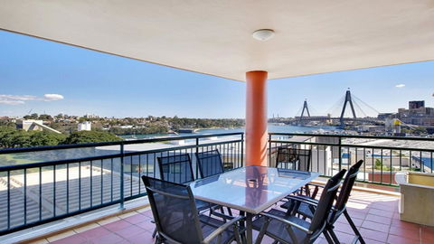 Darling Harbor Apartment - Inverell Accommodation 6