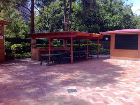 Darling Harbor Apartment - Inverell Accommodation 11