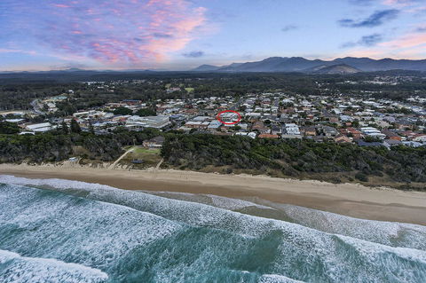 Rockpool 2 Sawtell Beach - Just Steps To Restaurants And 2 Min Stroll To Beach! - Inverell Accommodation 1