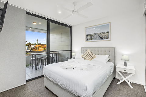 Rockpool 2 Sawtell Beach - Just Steps To Restaurants And 2 Min Stroll To Beach! - Inverell Accommodation 7