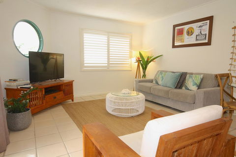 Cossies By The Sea - Inverell Accommodation 7