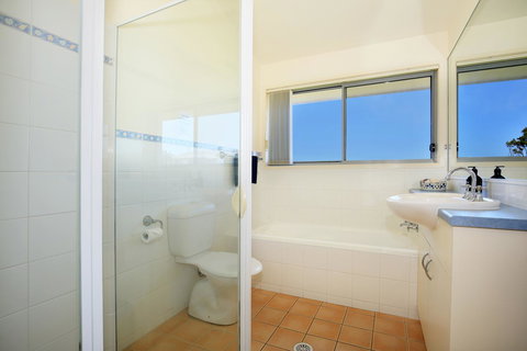 The Cove At Culburra - Direct Access To Beach - Inverell Accommodation 14