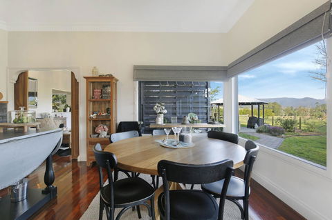 Romanz In The Valley (Luxury B&B) - Inverell Accommodation 18