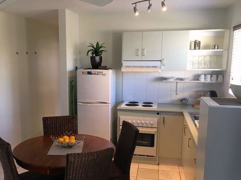Byron Central Apartments - Inverell Accommodation 38