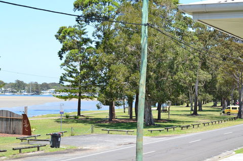 Sundial Holiday Units - Inverell Accommodation 3