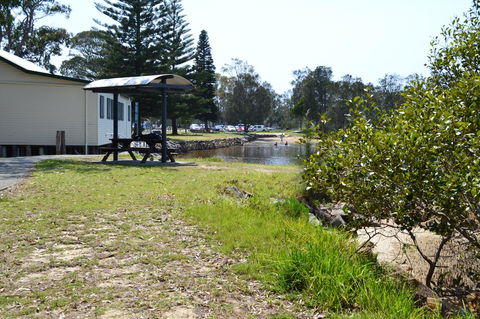 Sundial Holiday Units - Inverell Accommodation 12