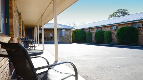 Almond Inn - Inverell Accommodation 23