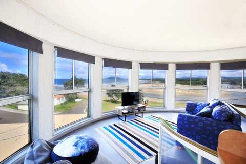 The Rotunda, Gerroa - Inverell Accommodation 2