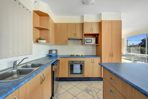 The Rotunda, Gerroa - Inverell Accommodation 13