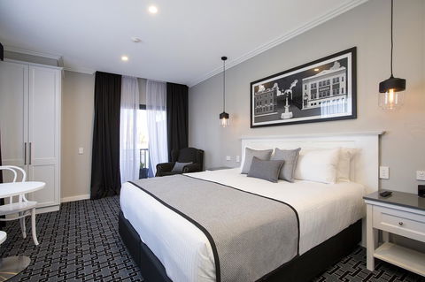 CH Boutique Hotel & Apartments, Ascend Hotel Collection - Inverell Accommodation 2