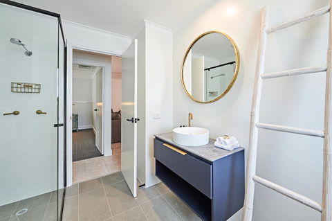The Lord Byron - Inverell Accommodation 17