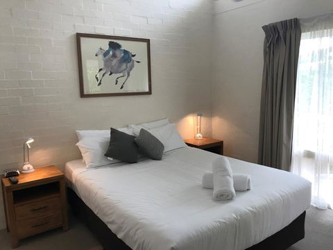 Mariner Bay Apartments - Inverell Accommodation 2