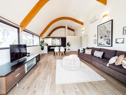 Waves Byron Bay - Inverell Accommodation 8
