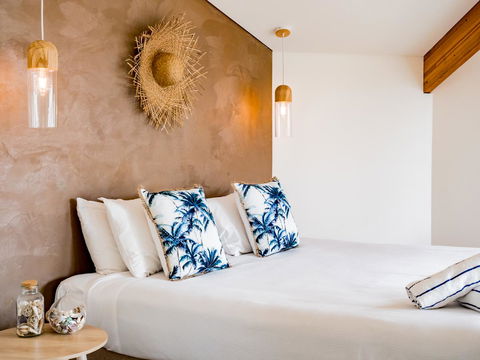 Waves Byron Bay - Inverell Accommodation 3