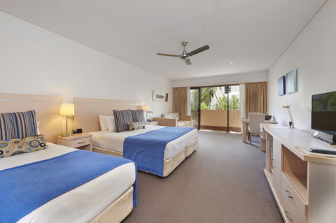Waves Byron Bay - Inverell Accommodation 25