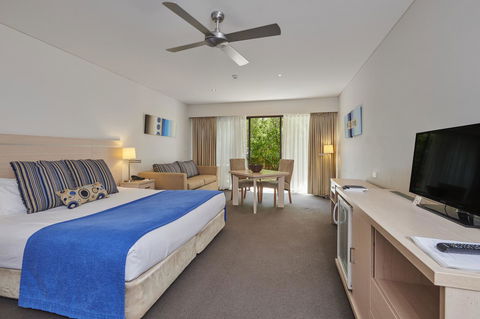 Waves Byron Bay - Inverell Accommodation 26