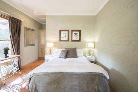 Thistle Hill Guesthouse - Walk To Many Wineries And Restaurants - Inverell Accommodation 28