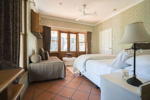 Thistle Hill Guesthouse - Walk To Many Wineries And Restaurants - Inverell Accommodation 38
