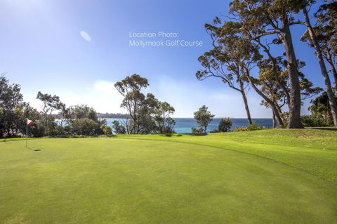 Beachfront 2 - Inverell Accommodation 21