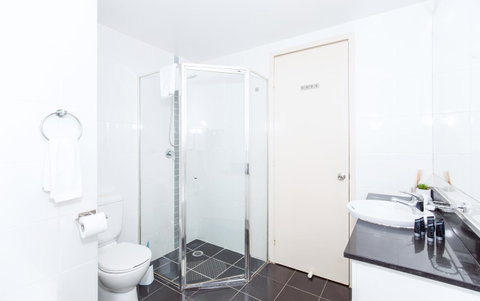 DD Apartments Chinatown - Inverell Accommodation 7