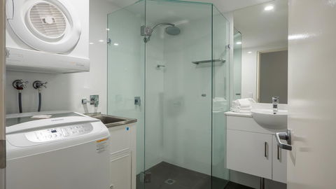 Byron Quarter Apartments - Inverell Accommodation 31