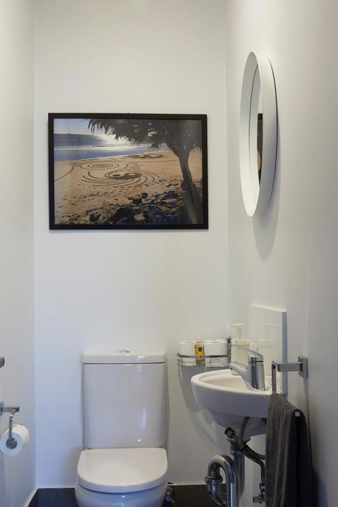 Byron Quarter Apartments - Inverell Accommodation 12