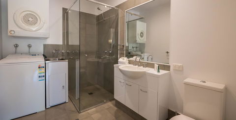 Byron Quarter Apartments - Inverell Accommodation 42