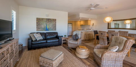 Byron Quarter Apartments - Inverell Accommodation 37
