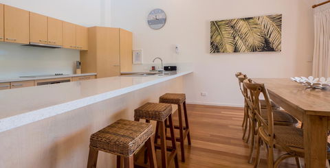 Byron Quarter Apartments - Inverell Accommodation 33