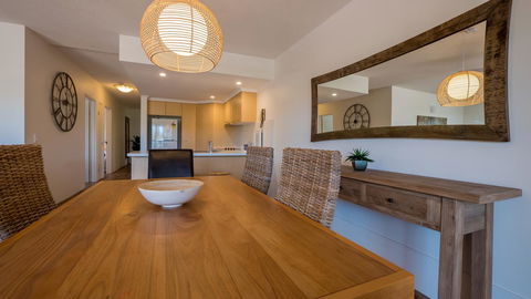 Byron Quarter Apartments - Inverell Accommodation 27