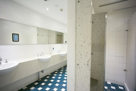 YHA Sydney Central - Inverell Accommodation 18