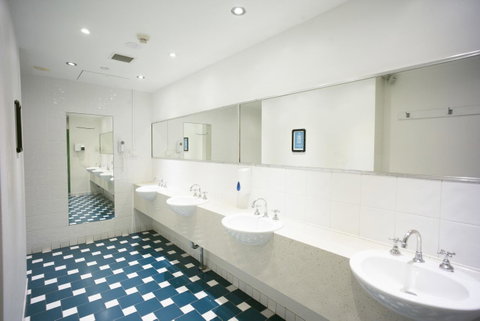 YHA Sydney Central - Inverell Accommodation 17