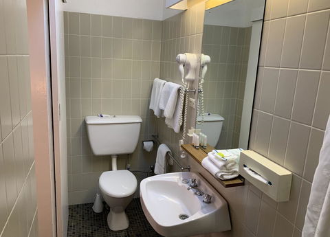 Econo Lodge Gateway Tamworth - Inverell Accommodation 8