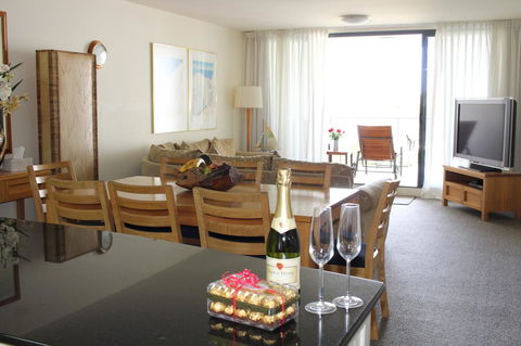 The Boathouse Resort Luxury Apartments - Inverell Accommodation 21