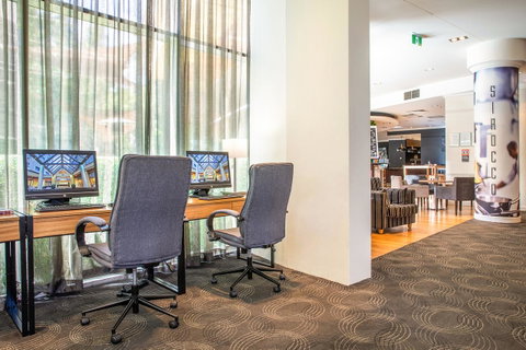 Holiday Inn Sydney Potts Point - Inverell Accommodation 11