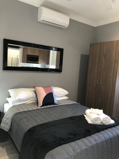 The Mark Studios - Inverell Accommodation 7