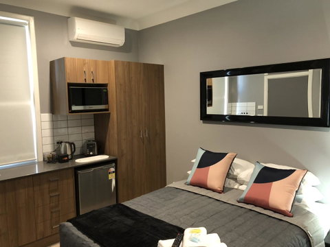 The Mark Studios - Inverell Accommodation 14