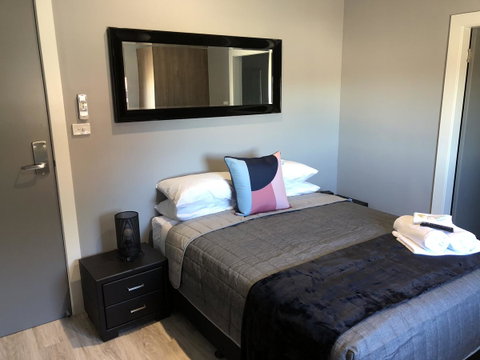The Mark Studios - Inverell Accommodation 8