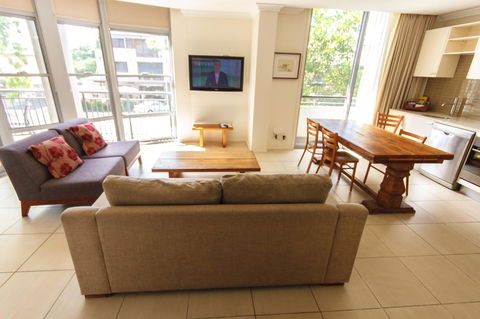 Byron Bay Hotel And Apartments - Inverell Accommodation 12