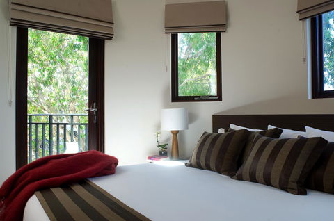 Byron Bay Hotel And Apartments - Inverell Accommodation 24